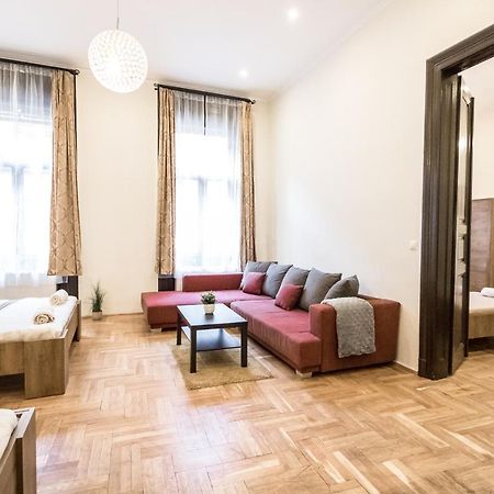 Real Apartments Klauzal Будапеща Екстериор снимка