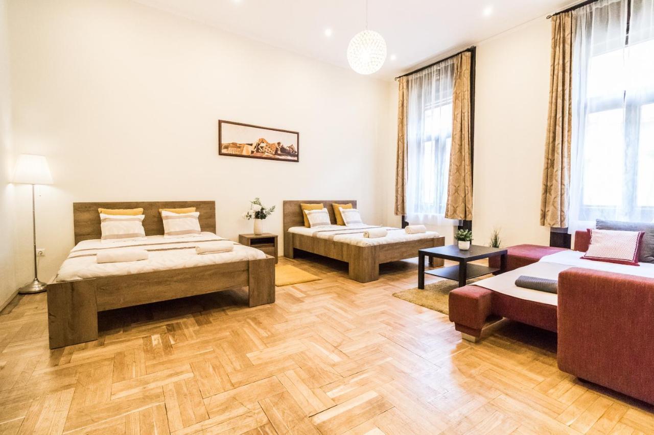 Real Apartments Klauzal Будапеща Екстериор снимка